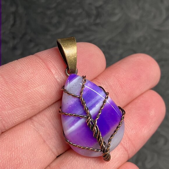 Purple Agate Wire Wrapped Tree of Life Pendant Stone Crystal Jewelry - Picture 4 of 6